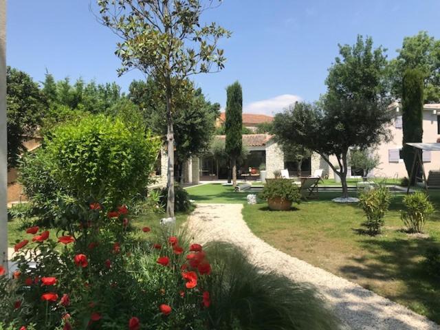 La Maison 1440 L'Isle-sur-la-Sorgue Exterior photo